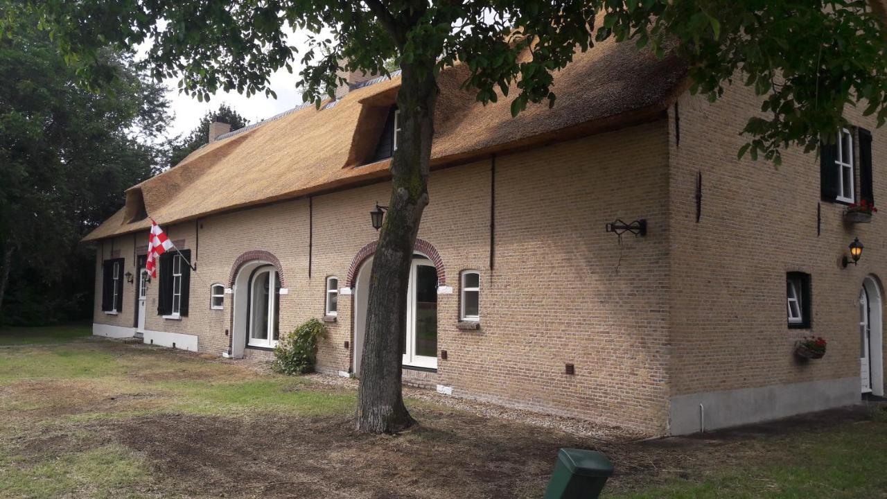 Farmer'S Suite Prinsenbeek ภายนอก รูปภาพ