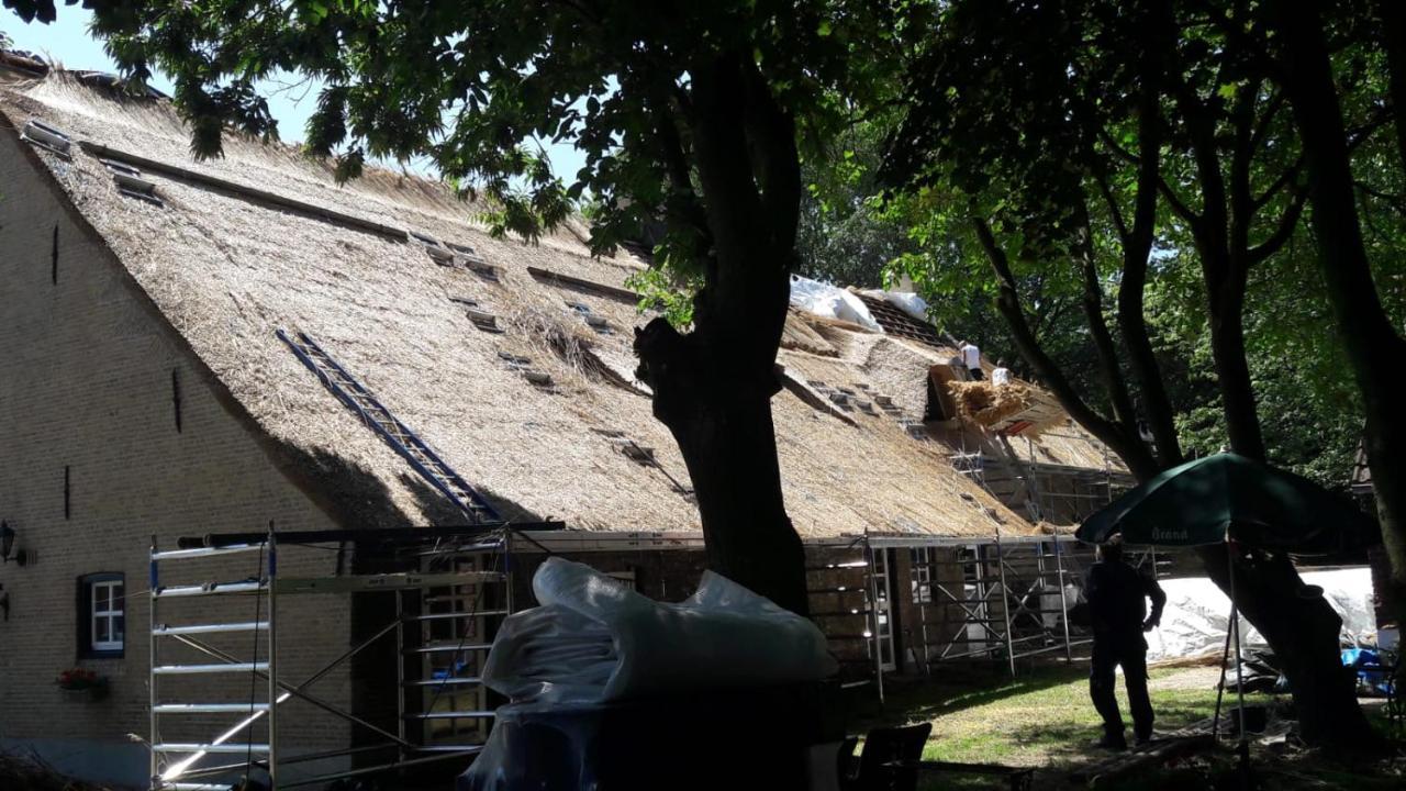 Farmer'S Suite Prinsenbeek ภายนอก รูปภาพ